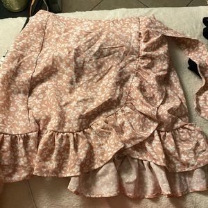 Floral light pink shirt